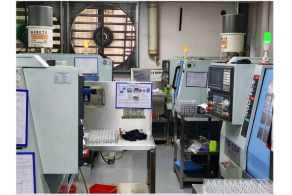 High-Precision Lathe Processing Workshop